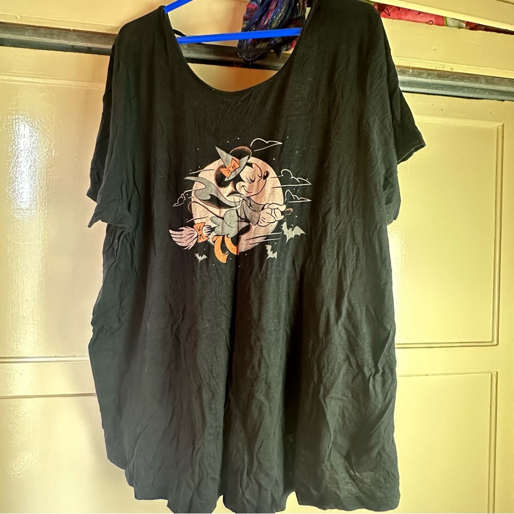 Minnie witch plus size top from torrid size 5X lightly used